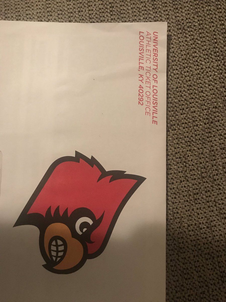 RedTheRoom's tweet photo. Bruh, itβs real now. I gotta see that stadium full and loud at least 1 time this year! I need to see how loud it can really get at full capacity. Louisville! #showmeyourtix! https://t.co/lgm4ZD4a3A