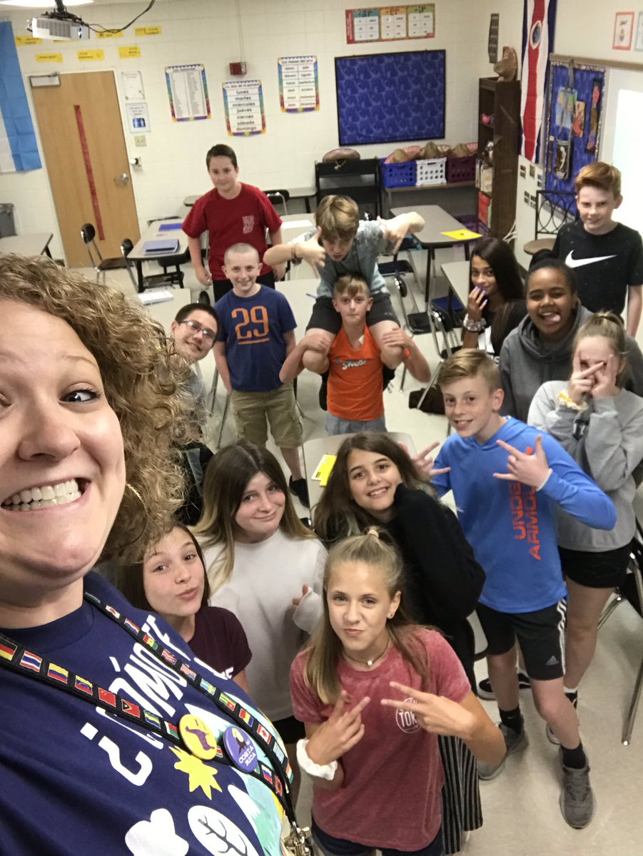 KassiPerfecta's tweet photo. Part 2: It’s gonna be a good year ❤️ @SMSJags @FoxC6Schools @FoxC6Secondary #ilovemystudents #teacherlife #middleschool #iteach #spanish #worldlanguageclass #teambuilding #brainbreaks #LanguageLearning https://t.co/BqLdWADSAg
