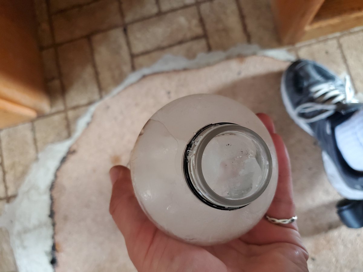 dan_chronicles's tweet photo. Just posted the video of my first attempt trying to make a few ice pipes. The first one was a disaster but the second one was better! Check out the video on my YouTube channel
https://t.co/ZfNV0BYJw9
#IcePipe #420Clip #420Video #Dans420Chronicles https://t.co/8YFoR2IheK