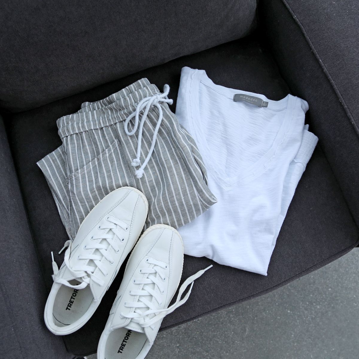 Mododoc's tweet photo. Just ready to be comfortable all weekend long. 
#Becomfortable #WearMododoc #Mododoc https://t.co/S1ynXaGZX6