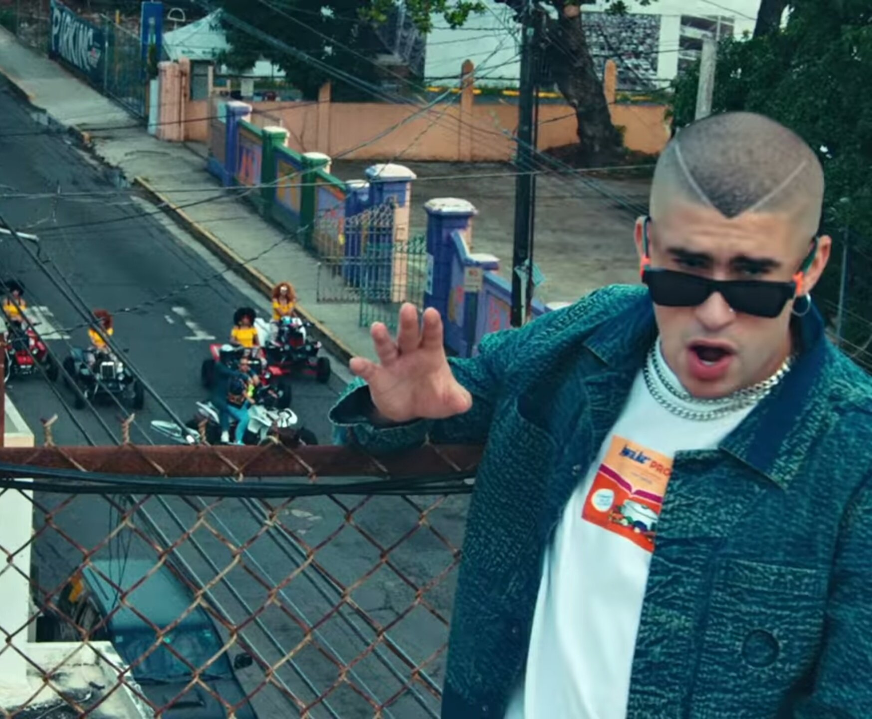 Calle principal mosquito Creación Enciclopedia Urbana on Twitter: "Bellacoso - Residente, Bad Bunny "Yo voy pa' encimota, baby estás buenota Ese chichito ni se nota" En Puerto Rico, el término 'chicho' es utilizado para referirse al Calle principal mosquito Creación Enciclopedia Urbana on Twitter: "Bellacoso - Residente, Bad Bunny "Yo voy pa' encimota, baby estás buenota Ese chichito ni se nota" En Puerto Rico, el término 'chicho' es utilizado para referirse al