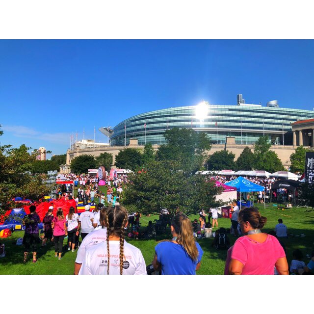 RFUMS_SNPhA's tweet photo. Two of our 2018-2019 executive board members participated in the Stan’s donut 5k at soldier field last weekend. They ran to support the Greater Chicago Food Bank! It was an amazing experience and we are looking forward to participating in the Out of the Darkness Walk on 9/21! https://t.co/cQD4MRqPqz
