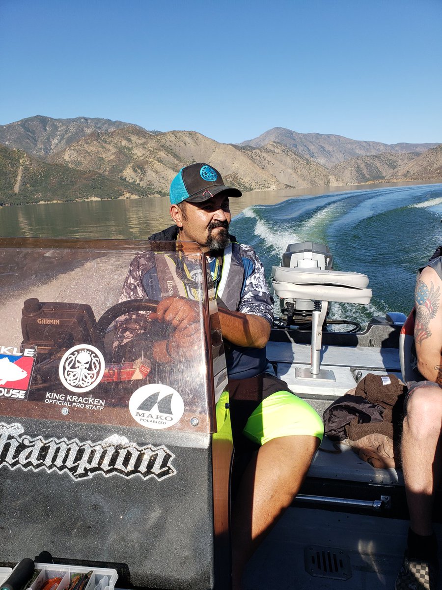 kathym8896's tweet photo. Great time on the water with Family
#Marteaselures
#Kingkracken
#TrapperTackel
#Ardent
#nextGenBaits
#Rugged Jigz https://t.co/j5C8xZTfh2