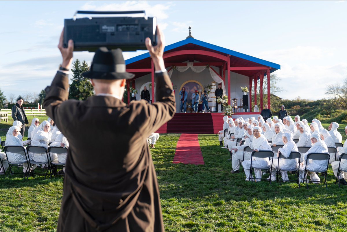 DetourTBS's tweet photo. You’re cordially invited to the wedding of the season. BYO-boom box. #TheDetour’s SEASON FINALE Tuesday 10:30/9:30c @TBSNetwork. https://t.co/JD9rO1ZU76