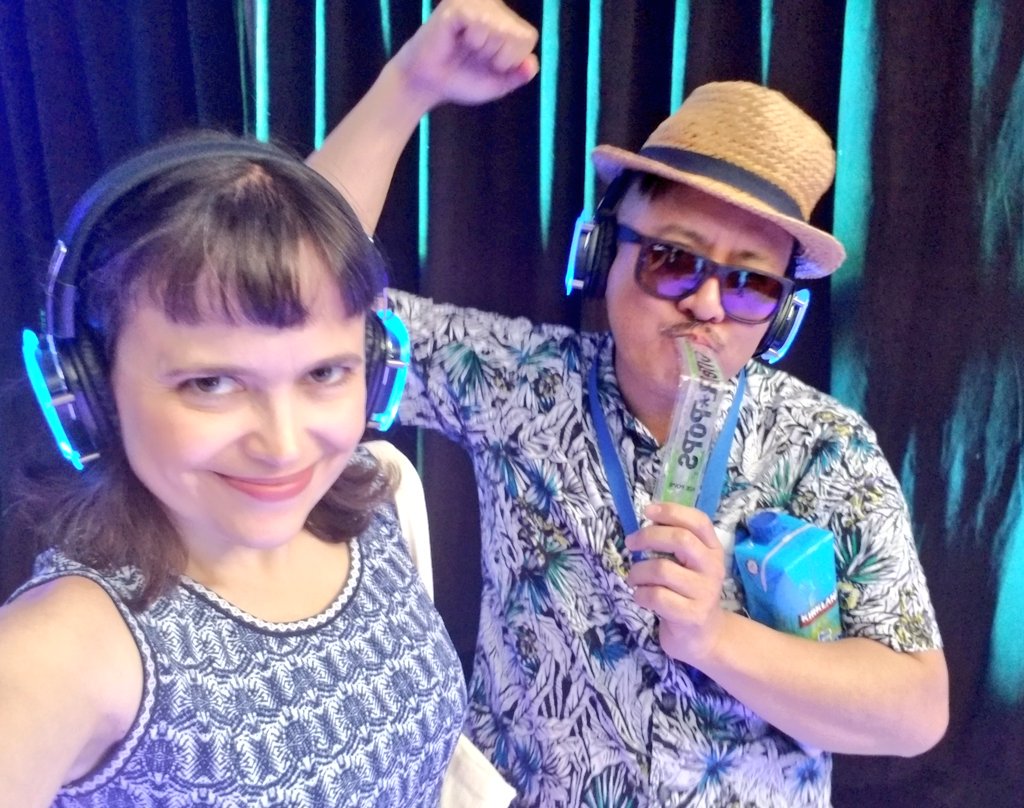 veechic's tweet photo. Just checking out the silent disco tent at our staff picnic at @UCSD today. π§βΊ
#FridayFeeling #workpicnic #UCSD https://t.co/2AT9MZGEsI