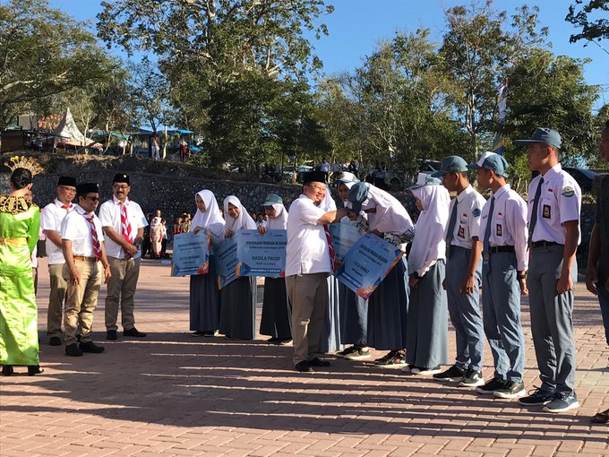 BUMN Hadir Untuk Negeri Rayakan HUT Kemerdekaan RI di Gorontalo 6 BUMN Hadir Untuk Negeri Rayakan HUT Kemerdekaan RI di Gorontalo ECI 18sUwAAz7ly