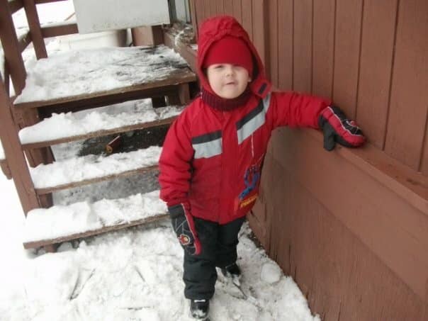 cabcjs's tweet photo. Awww I miss my joey so small fist time on skates when he was 4 and now in major bantam hockey were does time go 😥❤ https://t.co/fJKgAVAsaW