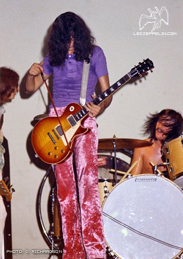 badpostled's tweet photo. Led Zeppelin photographed by D. Richardson in Toronto, 1969 https://t.co/11D98UK540