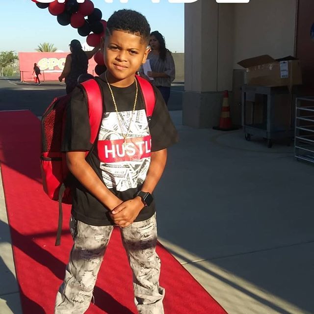 lasselleVVUSD's tweet photo. Some more #vvfirstdayofschool19 pics! https://t.co/XdxOcR0fzW https://t.co/8IqIYdttET