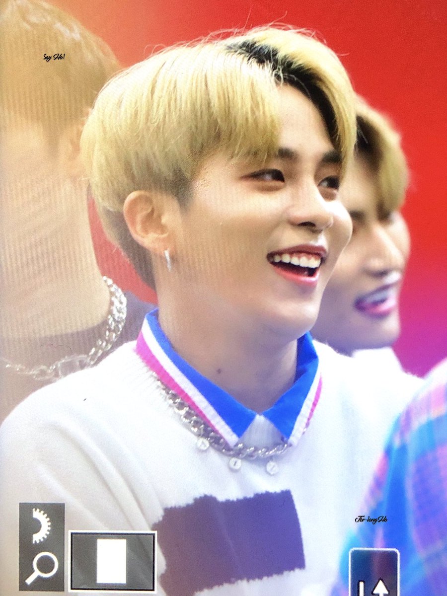 ATEEZUD's tweet photo. 190816 | Pre #KCON2019LA
.
#JONCHO
.
📸 DelightJH_ | 001012com
.
@ATEEZofficial #ATEEZ #에이티즈 #ATINY https://t.co/f1hibP5mUG