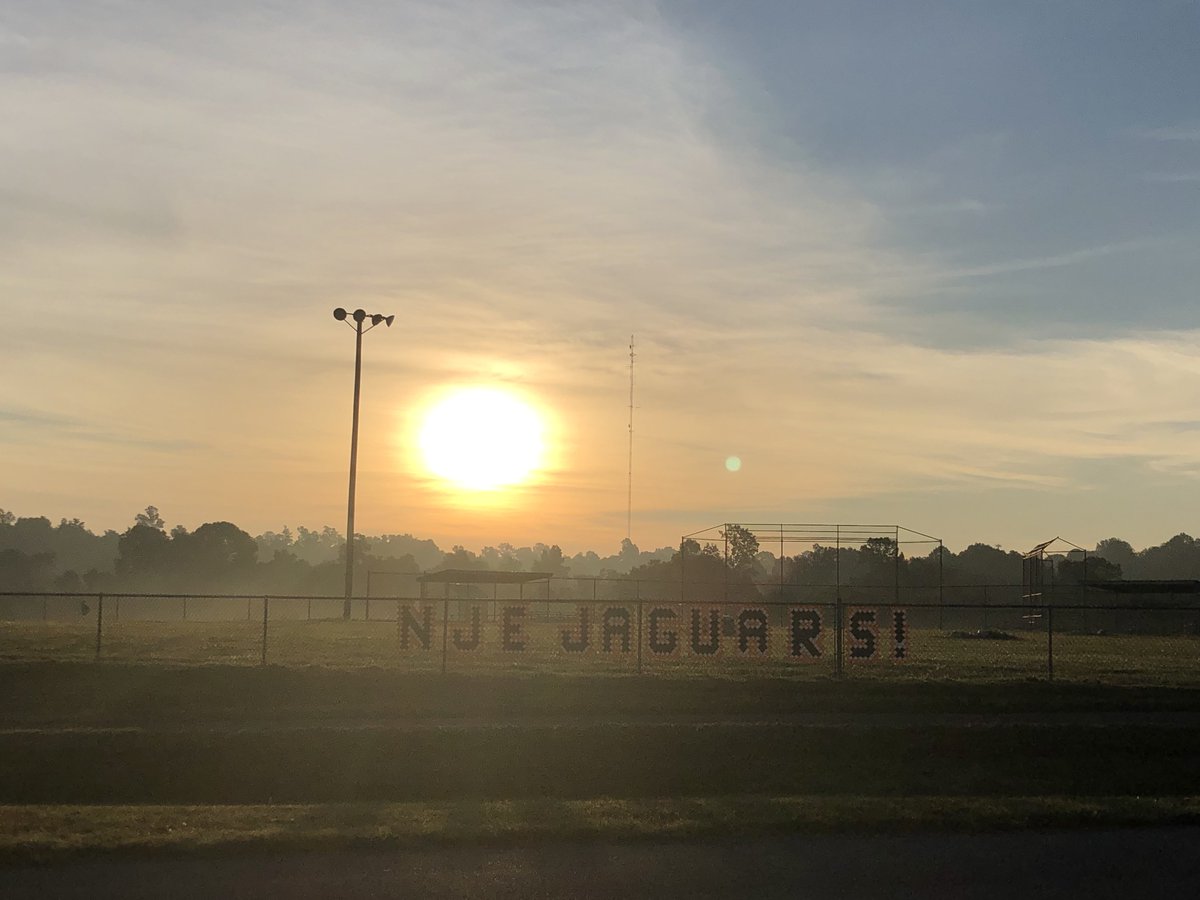 njejaguars's tweet photo. Such beauty on the hill at North Jackson this morning as we prepared to welcome our Jaguars for day three of this school year! Thanks for sharing, Mrs. Garrett! #njejaguars #WeAreBC #WhereOpportunitiesCreateSuccess https://t.co/m0z0p3jYdJ