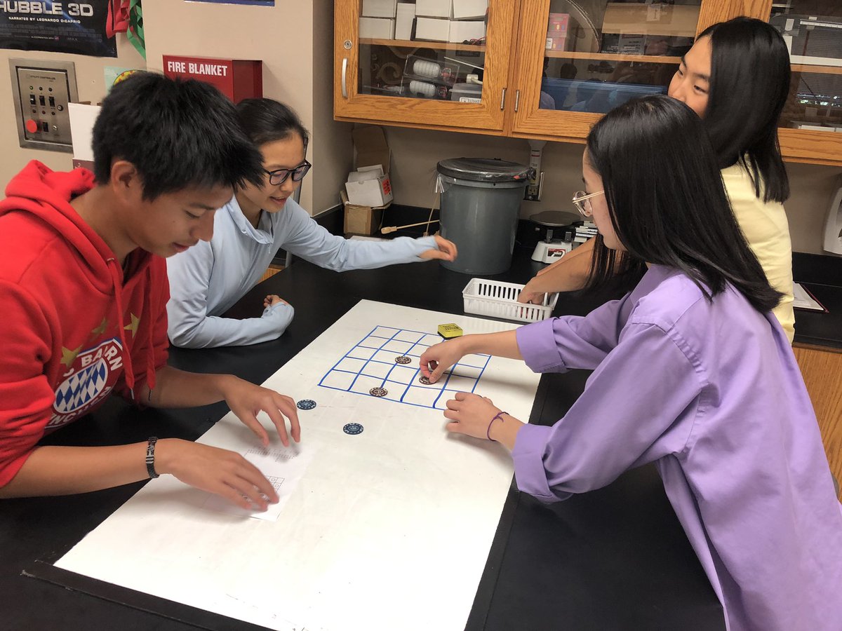 Kenricmatics's tweet photo. AP Physics 1 Ss working together to figure out the rules of a new board game. Making observation, developing ideas, and checking against other groups is perfect practice for future physics labs. @LHSRedhawks #1stDayofSchool #doingphysics #RedhawkScience https://t.co/HJkv0j2oMa