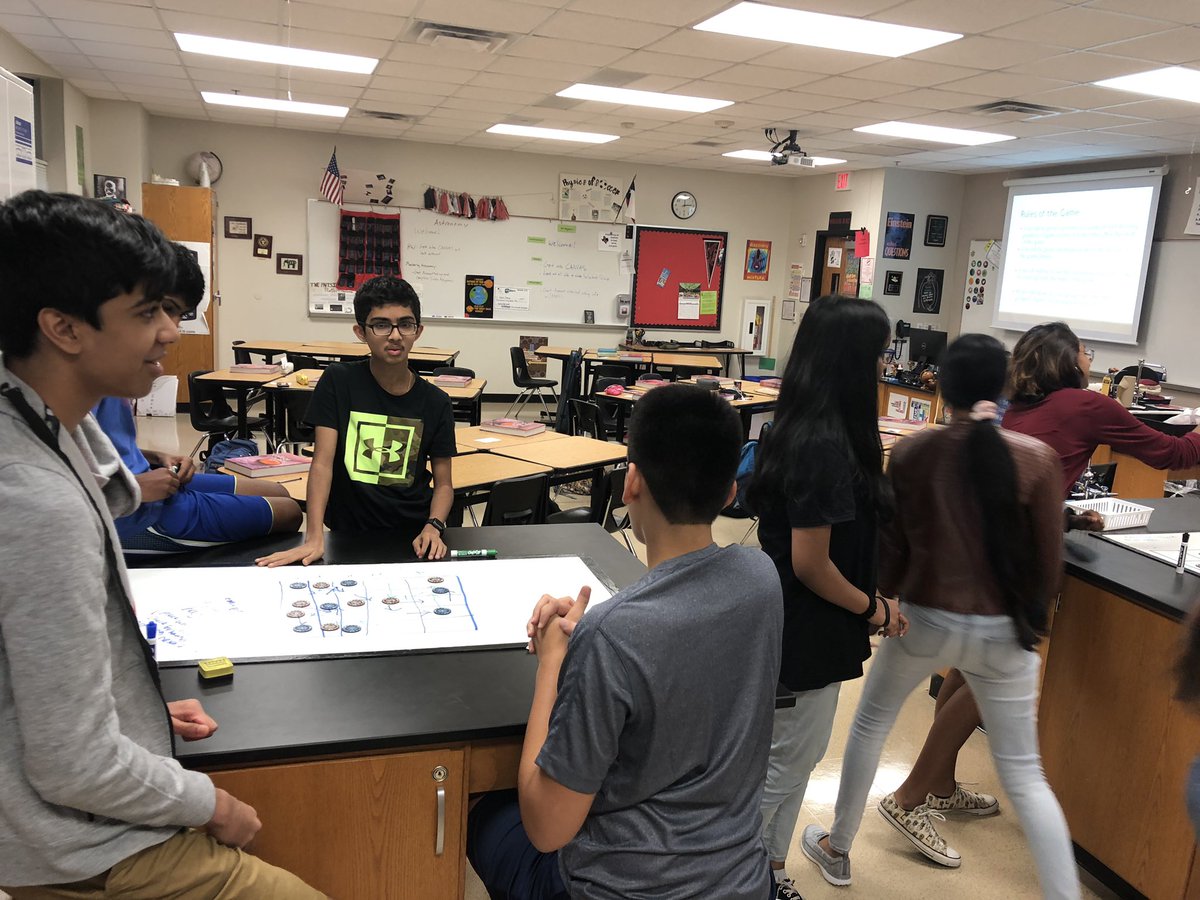 Kenricmatics's tweet photo. AP Physics 1 Ss working together to figure out the rules of a new board game. Making observation, developing ideas, and checking against other groups is perfect practice for future physics labs. @LHSRedhawks #1stDayofSchool #doingphysics #RedhawkScience https://t.co/HJkv0j2oMa