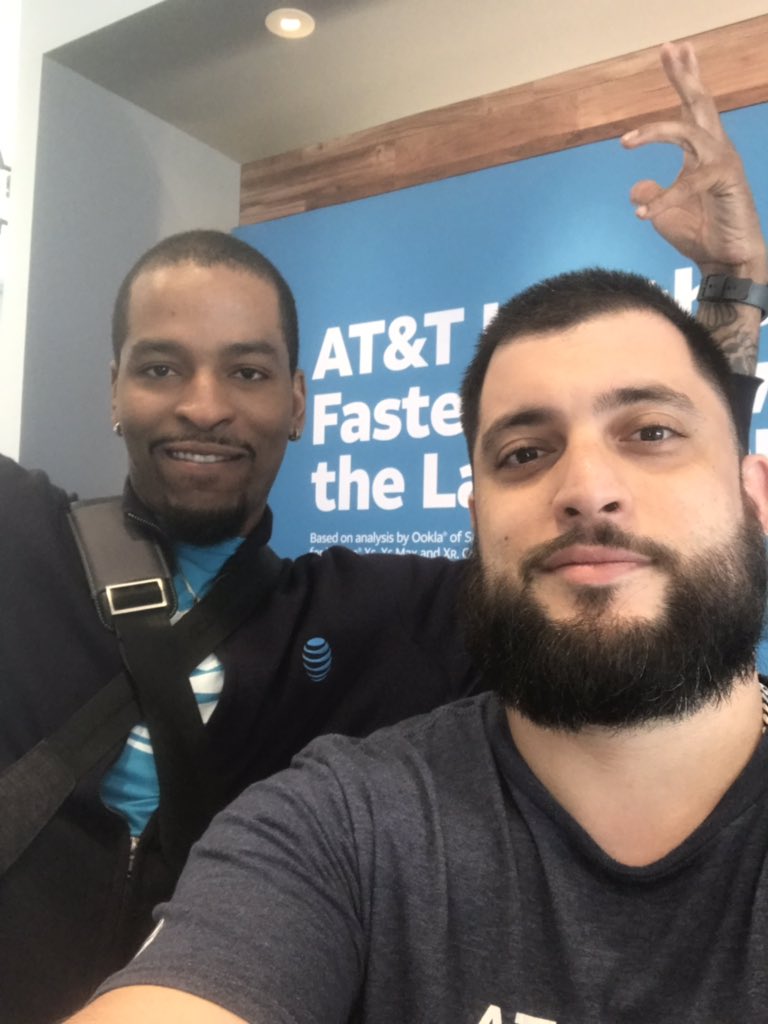 EVATTNC's tweet photo. First day as a ASM at my new home!! 2 DTV, 2 BB, 1 Biz internet,and a CRU Tab. This is just the beginning. #winningculture #greatness https://t.co/S4ClD6KS0H