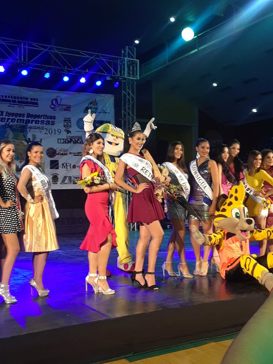 Bauxilum_CVG's tweet photo. #EnFotos 📷|| Indira Zaraza, madrina de CVG Bauxilum es la nueva soberana de los XXXIX Juegos Deportivos Interempresas de Guayana 2019 
#MadrinaInterempresasDeGuayana2019 https://t.co/BWDrhCLkVD