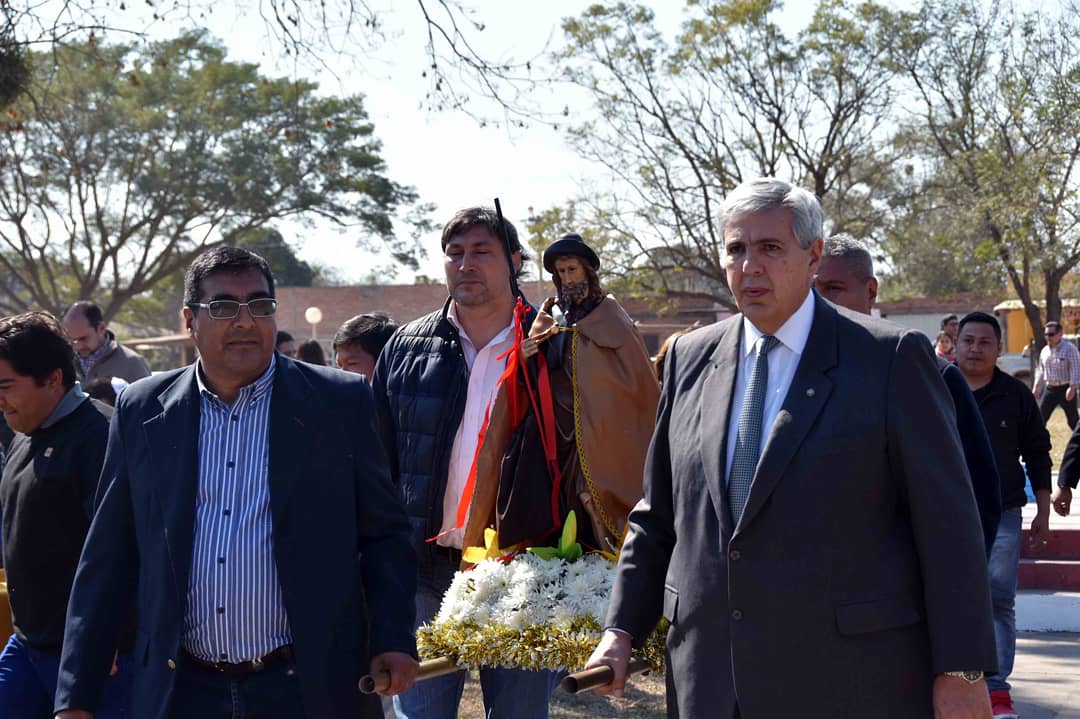 Carlos_Haquim's tweet photo. Junto a toda la comunidad de #Vinalito, participé de las honras a #SanRoque, su Santo Patrono.
#Jujuy https://t.co/fY1vAzslUM