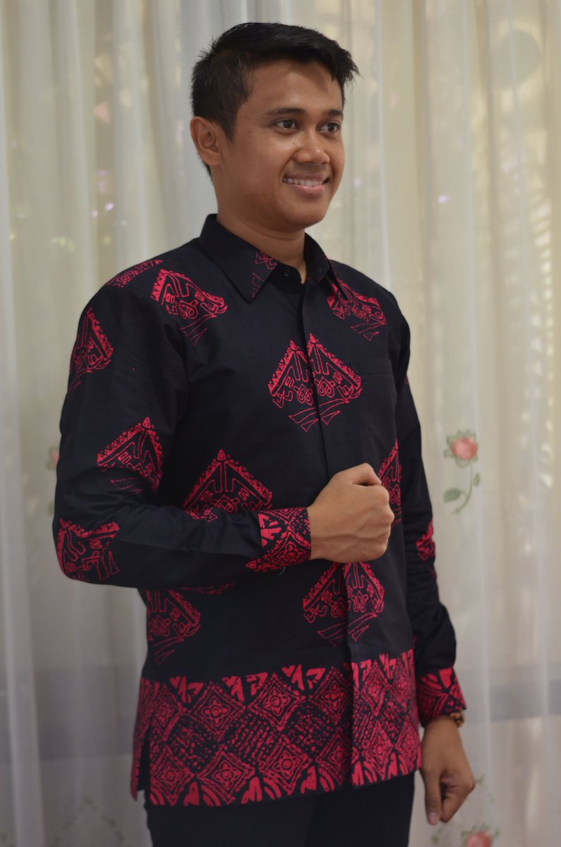 bersamanasir's tweet photo. Kemerdekaan melambangkan kemenangan, Kemerdekaan memengingatkan kembali bahwa Negeri ini merdeka dengan Perjuangan dan Pengorbanan para Pahlawan.

Selamat Hari 17 Agustus HUT RI ke 74 dari Pemuda "Untuk Indonesia"

#untukindonesia 
#syafiiefendi 
#muhammadnasir 
#sumbarriaukepri https://t.co/25b5Rlt7uf