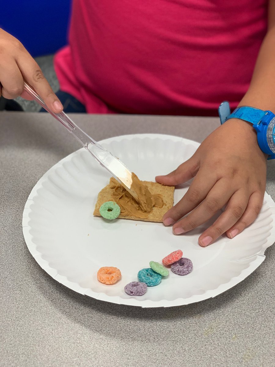 FPSBillieKids's tweet photo. Fun Friday! 1st “Cooking Show” of the year. We are learning to love literacy through a cooking experience. #TeamFlink #TeamMWhite #NewExperiences #FPSPride https://t.co/3liG0VbmWz