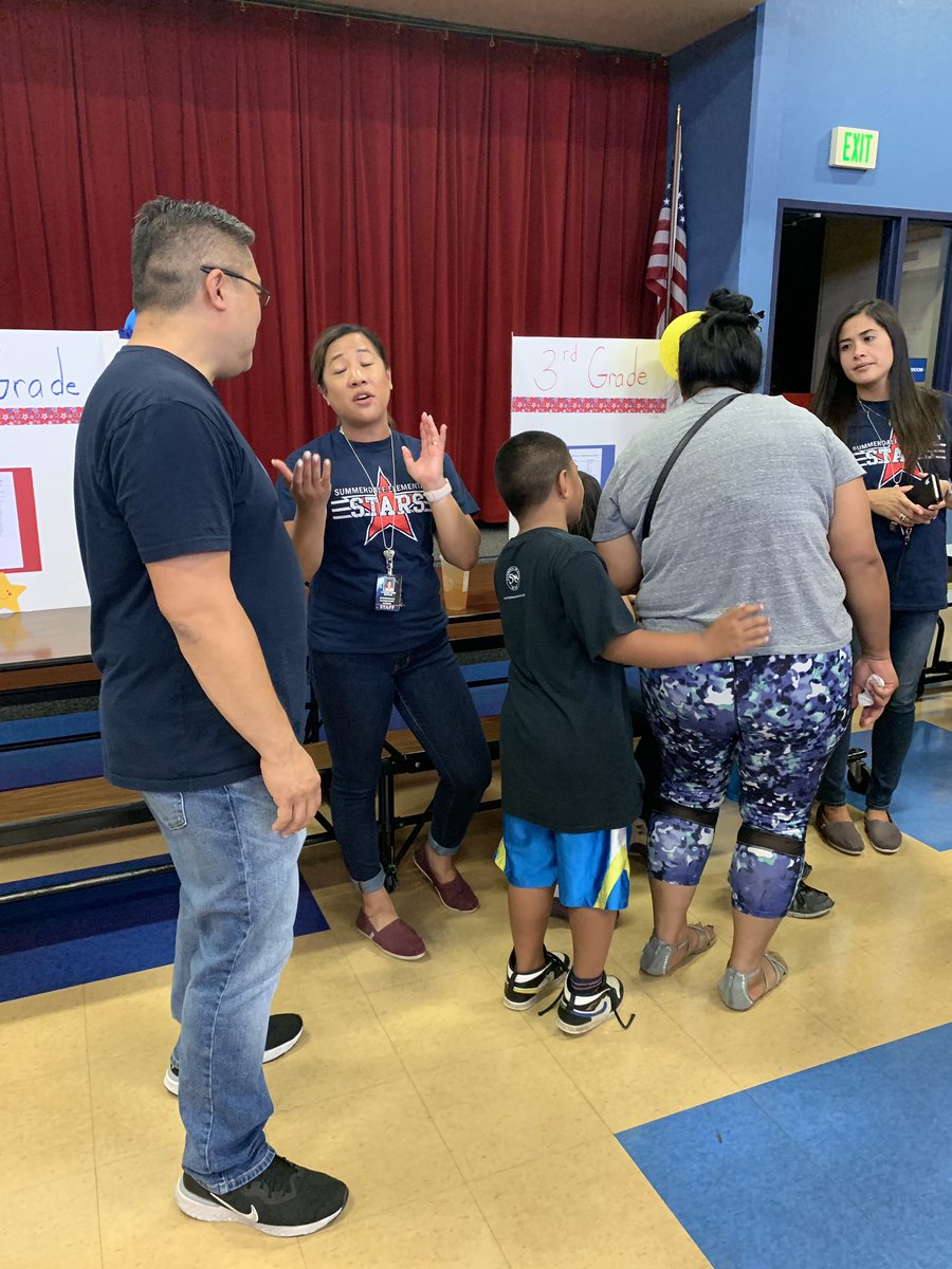 BusdSummerdale's tweet photo. PBIS Kickoff!!! Meet the Teacher Night &amp; Ice Cream Social. Parents &amp; students got to meet their teachers tonight and learn about PBIS that Summerdale is starting this school year!!! https://t.co/5ZwHmuTRwB