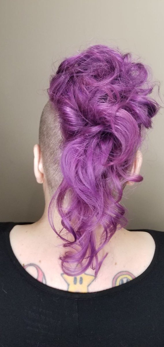 ResetStandby's tweet photo. We colored my mohawk today!
I love it!!!
๐๐จ๐ฆ๐
@BTS_twt #NamjoonInspired #GrapeJoon https://t.co/QUxZlgSZfR