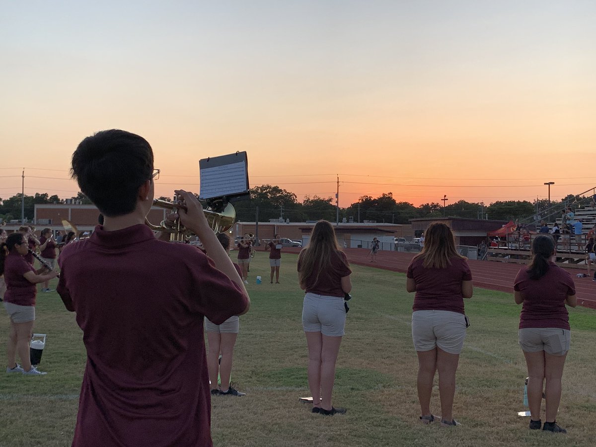 There’s nothing quite like hearing your school song while watching the sunset.