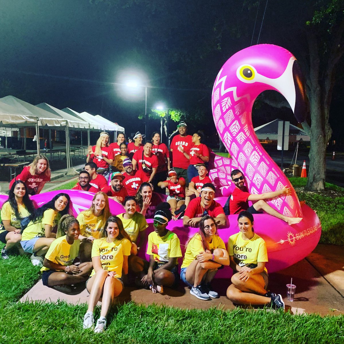 christiangarcia's tweet photo. An unforgettable #ToppelFest because these amazing people made it happen! #ToppelHearts #UMiami #GoalDiggin #HireACane @univmiami https://t.co/VrqmN6tirn