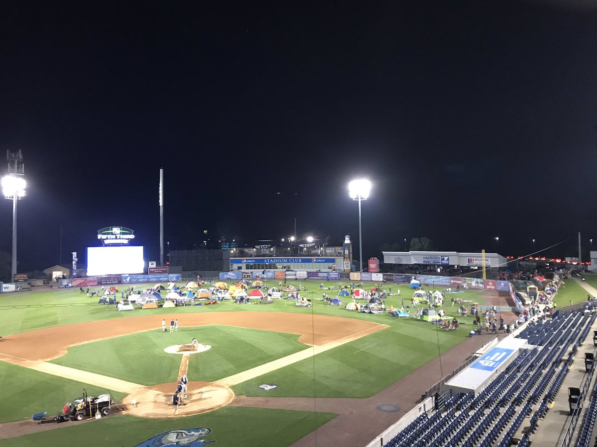 wmwhitecaps's tweet image. The scouts are flowing in for our Scout Camp Out!

#SMOREFUN