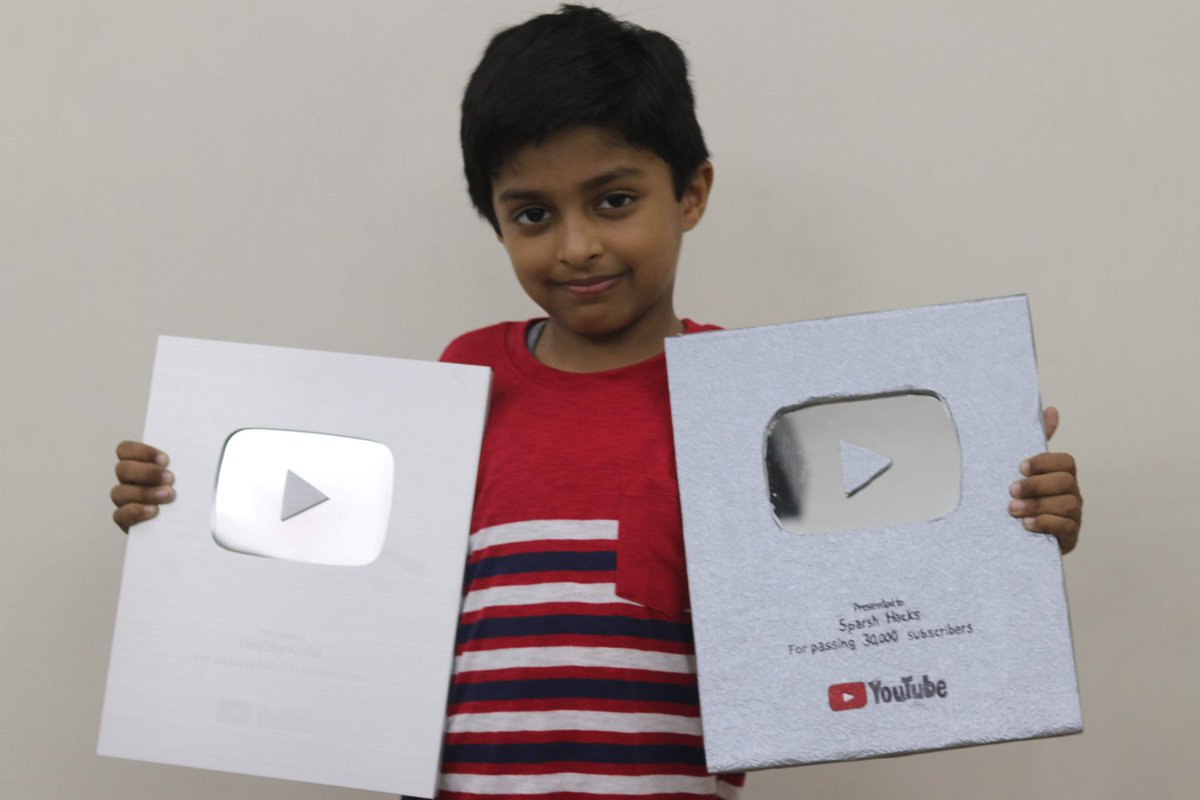 manikmahajan13's tweet photo. Mommy got #YouTube Silver Play Button on 1 Lakh Subscribers last week, Sparsh made his Own at 30000 subscribers!!! Made with cardboard at home... Looks much better than real for me... Here is the video - https://t.co/sjhc5HZabT
@YTCreators
@YTCreatorsIndia
#SaturdayMotivation https://t.co/l9qbFJ37ew