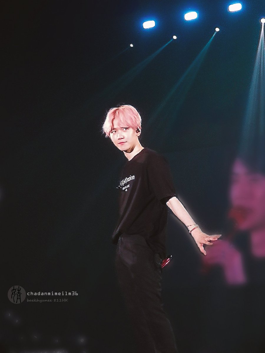 chadanmimeilm36's tweet photo. EXO 8.11 HONGKONG
#Baekhyun #EXOplOration #EXO #concernt 
lovely💕💕 #백현 
第一次修图哈，多多见谅😛 https://t.co/9pAKlKxWwO