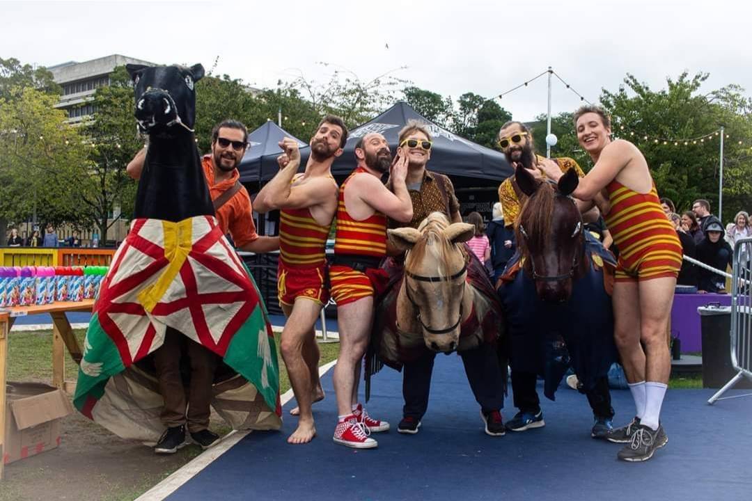 DummiesC's tweet photo. Horsing around with @Race Horse Company at #underbelly Edinburgh Festival Fringe #splashtestdummies #edinburghfringe #aussiecircus #circusshow #showsforkids #familyshow #clowns #silly #kidscomedy https://t.co/bdD1j6zaEQ