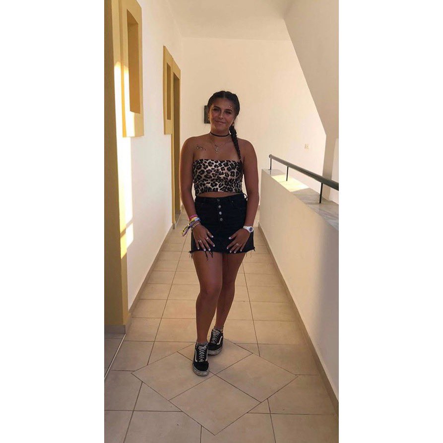 NetballSolent's tweet photo. Next up is the first team captain @claudandrade12. Moving up from VC last season to captain this year, Claudia will bring her love for netball to training and match days (and don’t forget socials). #netballtillidie https://t.co/poFPk3IIHr