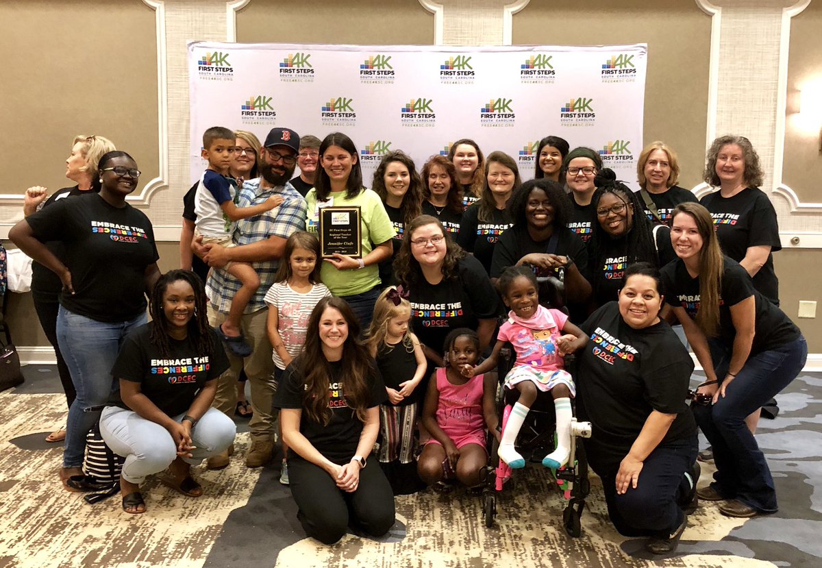 SCFirstSteps's tweet photo. Teachers, rookie teachers and paraprofessionals across the state were recognized at the SC First Steps 4K Academy for bringing excellence in teaching to the children of SC. Congrats to all award recipients. #scfirststeps #southcarolina #summerlearning #sced https://t.co/hScEJbuMQr