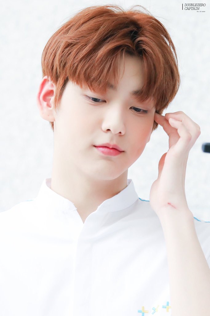 abwlrdnjrtm_'s tweet photo. 투마로우X투게더 수빈 https://t.co/1cR8Bq0H1h
