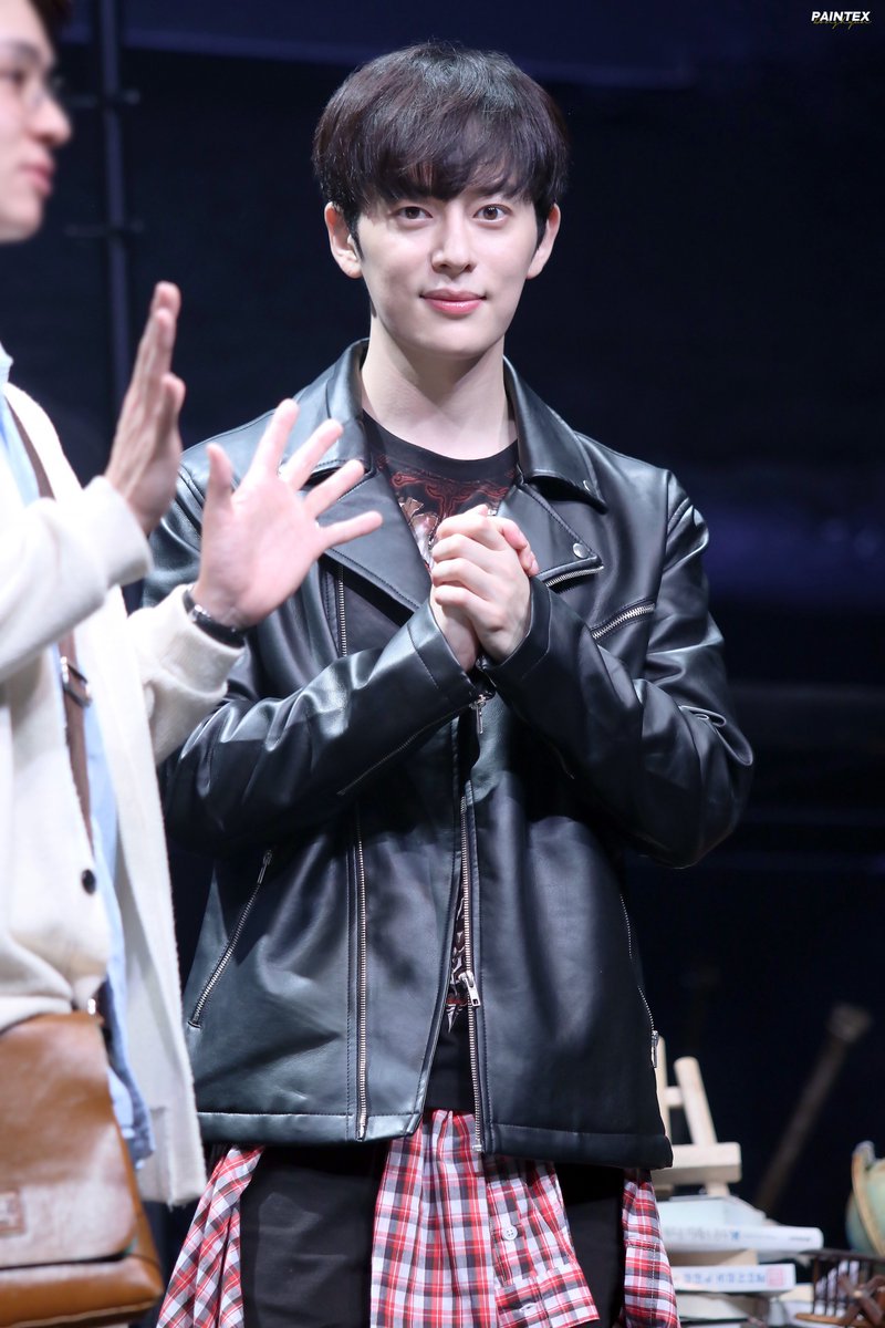 paintex0212's tweet photo. 【★】 190816 #동현
마이버킷리스트⏳📒

#보이프렌드 @DH_890212 https://t.co/7wA4xpUW4k