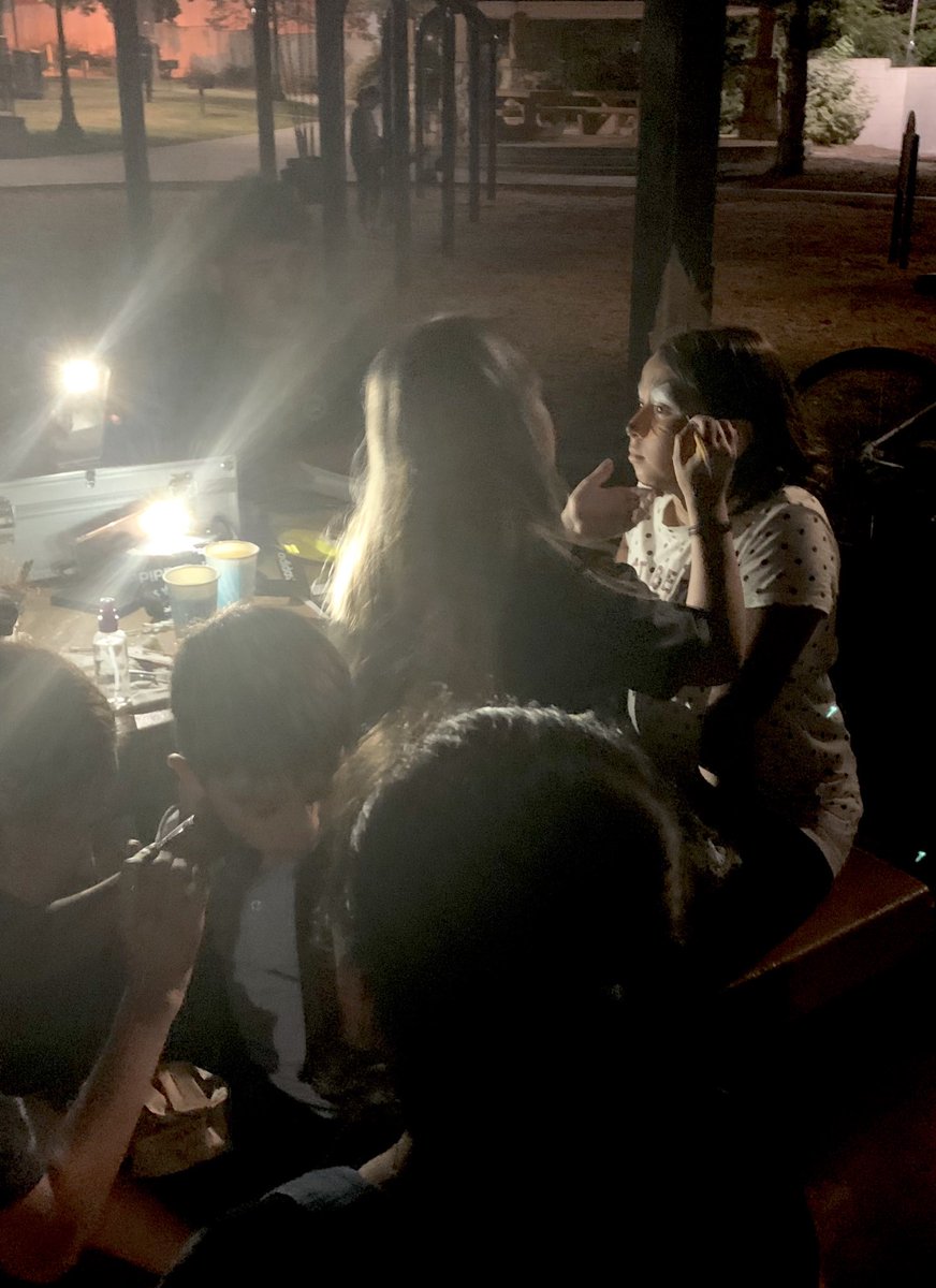 Happening Now!!  How to Train Your Dragon showing at Washington Park! Free popcorn and face painting. Grab a blanket and join us! #familymovienight #moviesinthepark #parksafterdark #ourparks <a href="/PasadenaGov/">City of Pasadena</a> <a href="/WashSQPasadena/">Washington Square</a>