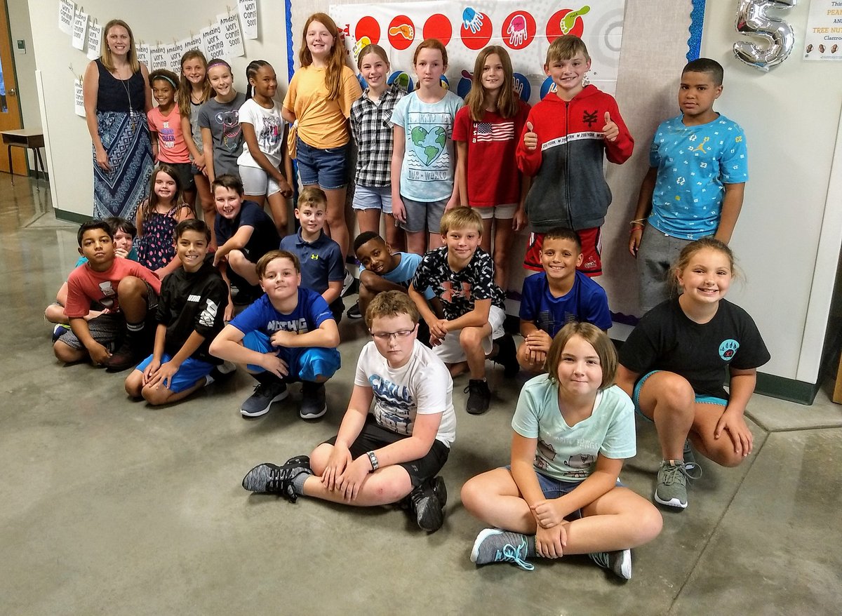 amymaledy's tweet photo. Another year of 5th grade has begun!  Students investigated our classroom to draw conclusions about me, learned about being a water kid vs. a soda kid, and the importance of beginning with end goals. It is going to be a great year!  #OFarmDES #5thgrade https://t.co/1PZ1899SwJ