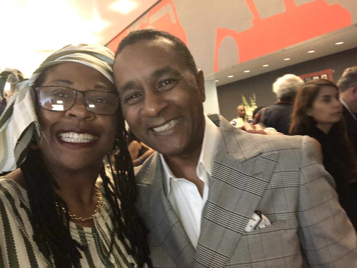 maudlynei's tweet photo. Being honored 2NITE at the African Festival of the Arts/@AfricanFestChi annl gala/art exhibition @UChicago’s @LoganUChicago Center
2019 honorees: @Maudlynei/@Suntimes #HoseaSanders/@ABC7Chicago
2019 theme: Spirit of #Africa
@AIHChicago https://t.co/8quc8A2mmh