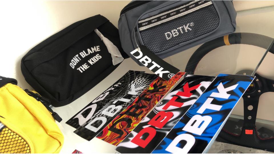 yabangan's tweet photo. @dbtkco fans out there

waiting game is over see you @/10- 8!! https://t.co/uvuK4L4qZQ