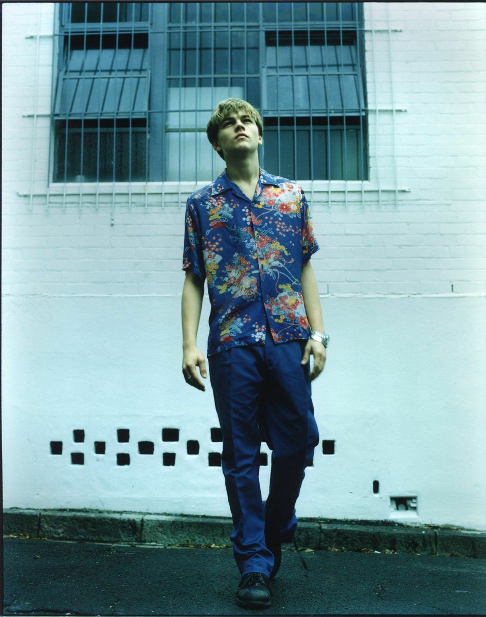 𝔩𝔢𝔬𝔫𝔞𝔯𝔡𝔬 𝔡𝔦𝔠𝔞𝔭𝔯𝔦𝔬 𝔭𝔥𝔬𝔱𝔬𝔰 Twitterren アロハシャツ姿の レオナルドディカプリオは至高だぞって事を声を大にして言いたい T Co Gwxkfml7ku Twitter