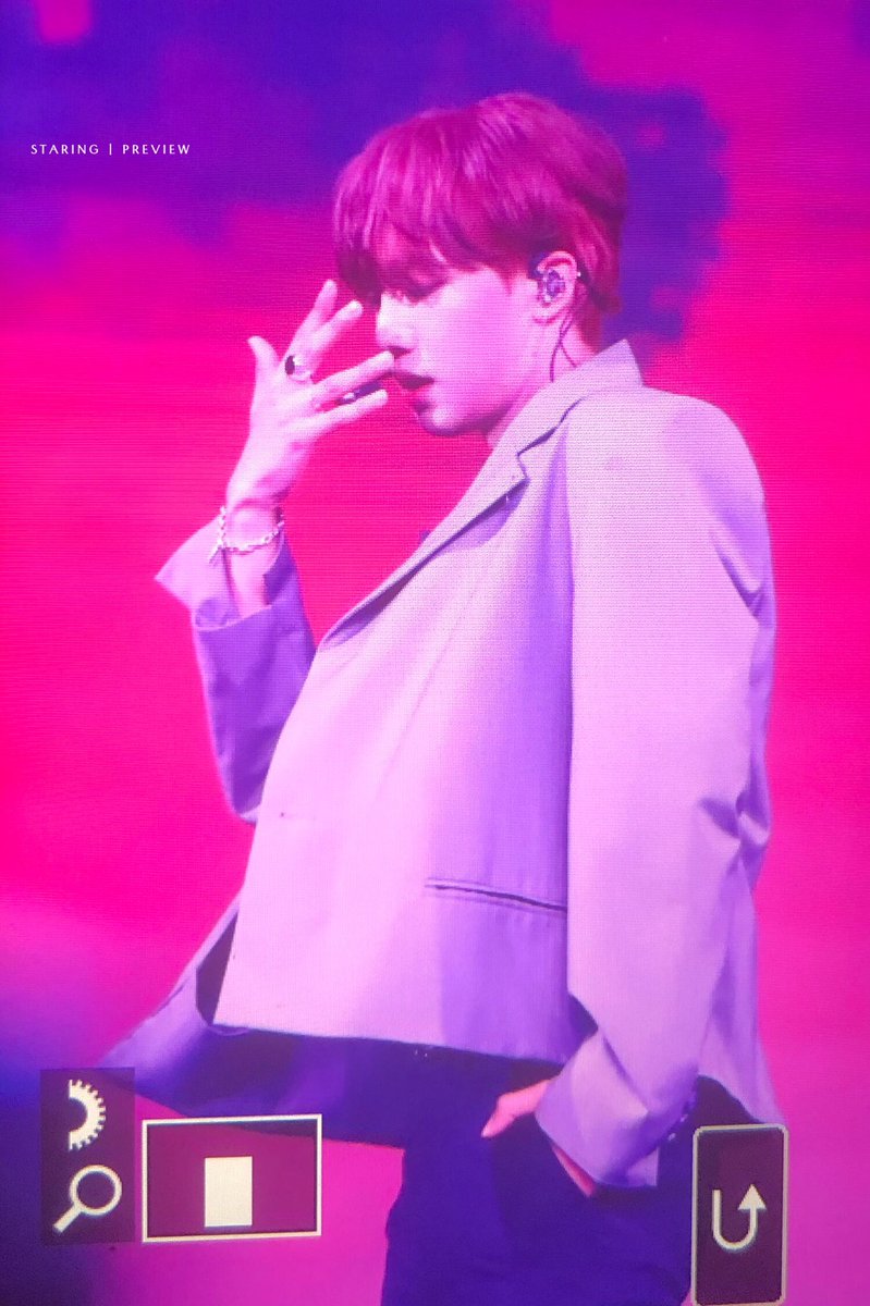 staring0814_ym's tweet photo. 190816  Kcon Rookies

#임영민 #LIMYOUNGMIN 
#에이비식스
 #AB6IX https://t.co/cE23LRcr2F