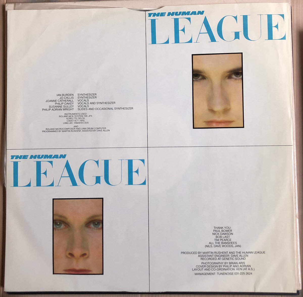 The Human League – Dare!
Virgin 1981

UKオリジナル、ピクチャーディスクなど何枚もあるのに買ってしまう。好きなんですよねーこのジャケとサウンド。

Sleeve design by Ken Ansell
at The Design Clinic

#sleevedesign 

Ken’s works are also famous forDAF,XTC,Japan. It’s Great, really!