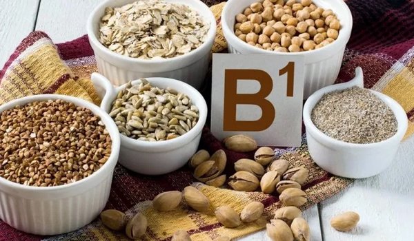 #Health Problems Caused by Vitamin B1 (Thiamine) #Deficiency 

It is a clinical syndrome arises insidiously due to a severe and prolonged deficiency of #thiamine in your daily dietary habits.

bit.ly/2z86FA0

#ThiamineDeficiency #HealthProblems #Adults #Cardiopathy