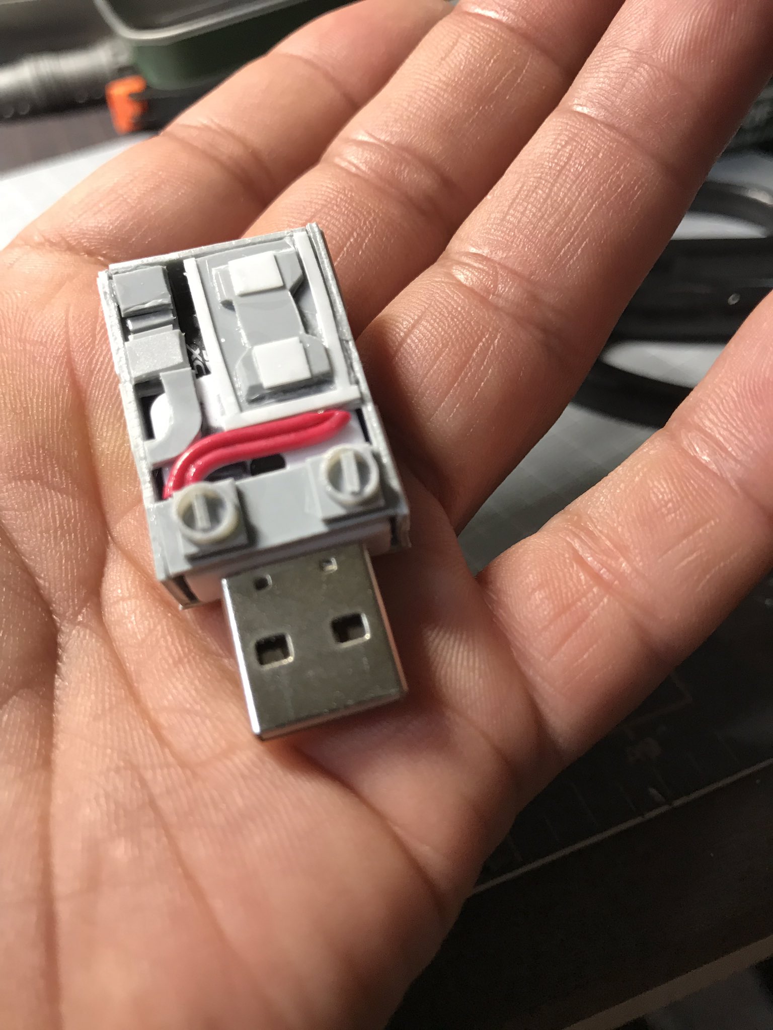 Tezno Twitterissa ガンダム テムレイ テムレイのusbメモリー 作りました Tezno Twitterissa ガンダム テムレイ テムレイのusbメモリー 作りました