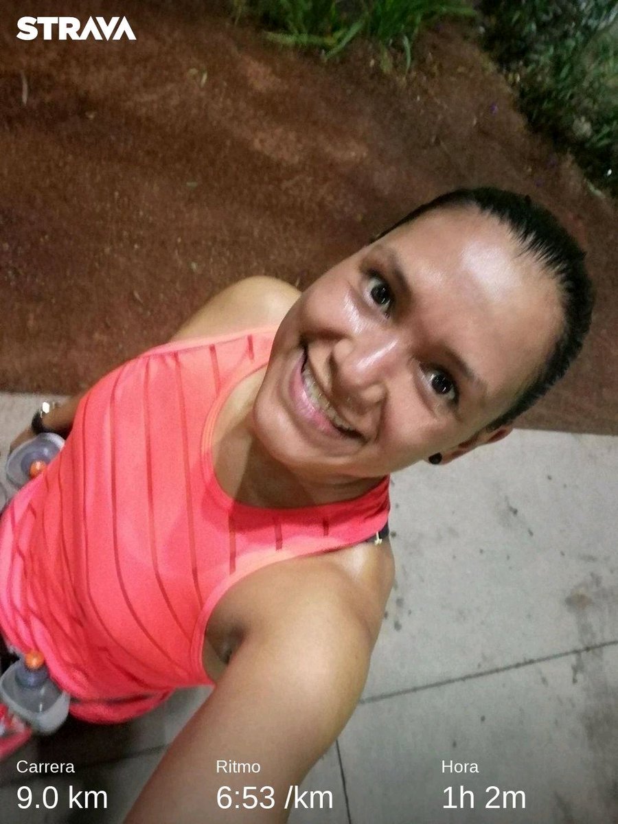 lailirunner's tweet photo. Viernes y corrimos 💪🏽🏃🏽♀️
#runners #runhappy #entrerunners #fondistassalvadoreños #runninggirls #neverkeepwalking https://t.co/EgjEZMeKBH