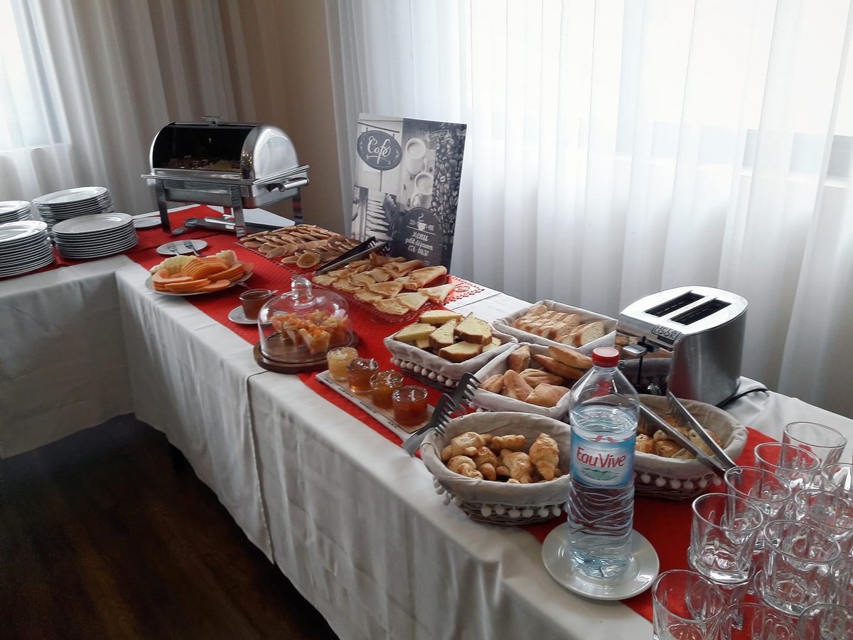 SanCristobalMDG's tweet photo. Au San Cristobal Boutique Hotel, Restaurant &amp; Bar Lounge Ivato, le petit déjeuner est fraîchement servi en buffet tous les jours de 6h30 à 10h ! 😊#sancristobal #boutiquehotel #madagascar #theartofhospitality #breakfast https://t.co/KjZkNbQV6t