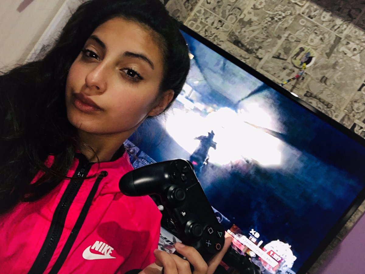 StanczykWellen's tweet photo. @ZordonOficial @canalspace Boraaa zerar #DaysGoneNoEiGames grande abraço amo muito vc magrãoo❤️ ME BOTA NA TELINHA DE NOVO ZORDINHOOO @ZordonOficial @octaviobuzz https://t.co/tCsWXiICZd