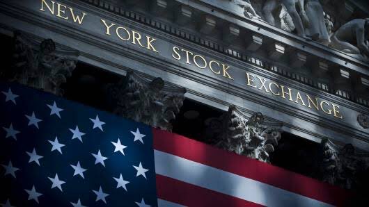 CryptooIndia's tweet photo. Owner of worlds biggest stock market (NEW YORK STOCK EXCHANGE) are launching physical Bitcoin futures in September. 

While INDIA is still confused about benefits of Bitcoin.

IMC is report is flawed &amp; backward. 

We urge to reconsider

#RegulateNotBan #IndiaWantsCrypto https://t.co/UPL33lcVnW