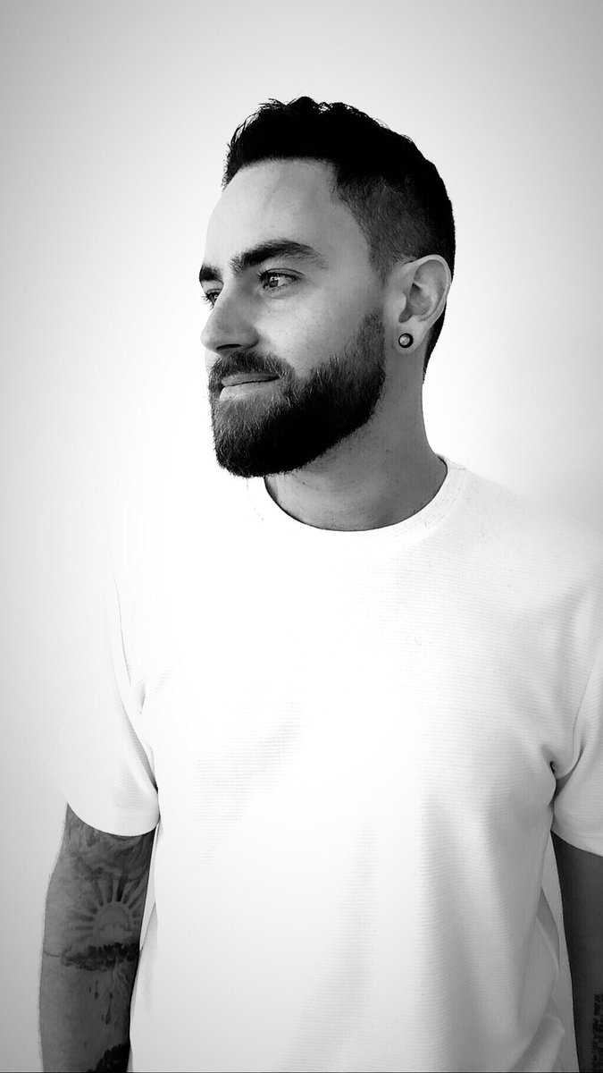TheSocialCut's tweet photo. This was a special transformation. He decided it was time for change and wanted to cut his dreads after several years #TheSocialCut https://t.co/G9qvBCFCl2