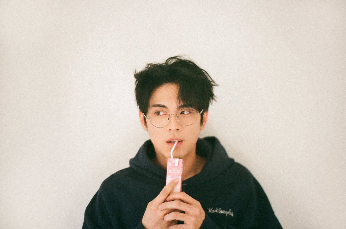 Isaac hong фото. Close your eyes isaac hong. Isaac hong фото. Close your eyes isaac hong. Сан хон ли.