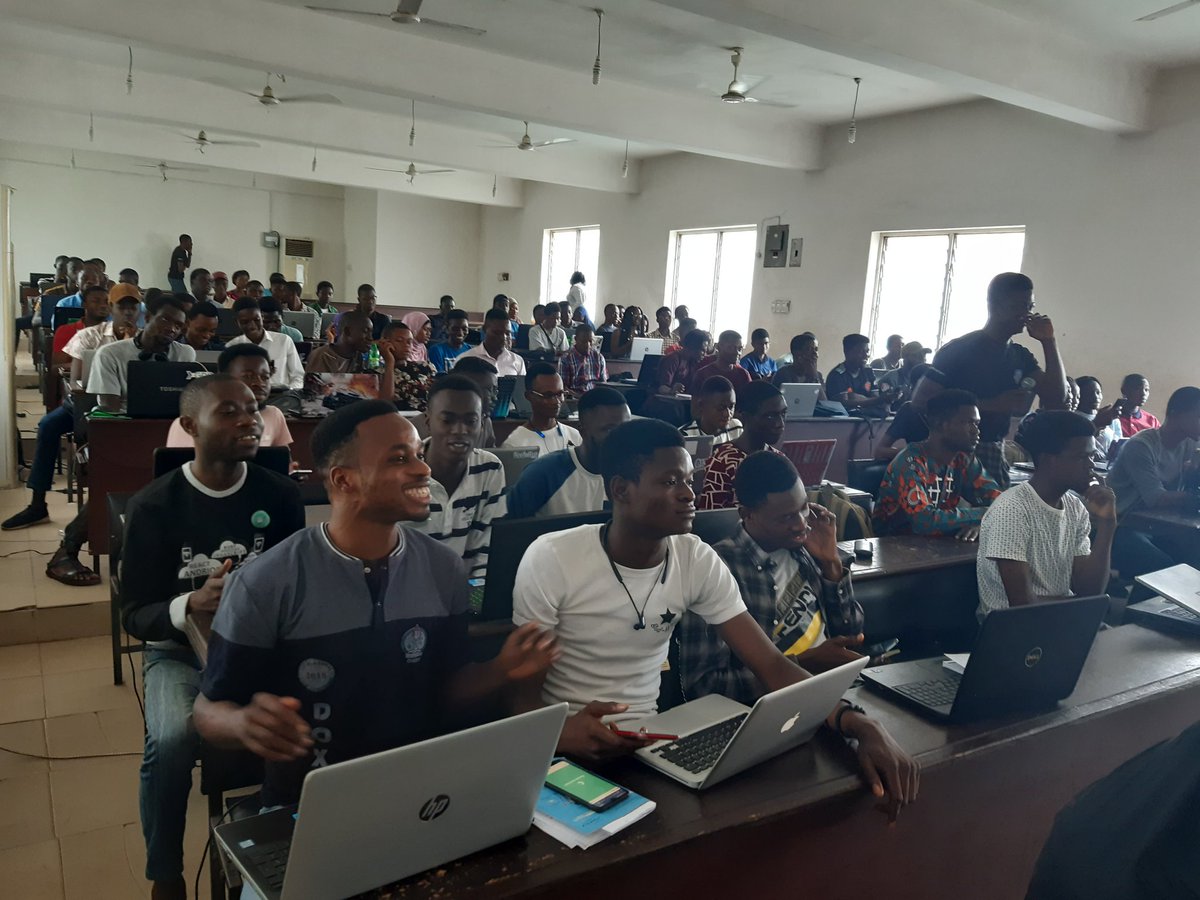 gdg_ui's tweet image. Developer Army in the University of Ibadan at our flutter event 😎😎😎

#Dscssa @googleafrica @googledevs @FlutterDev #dscui